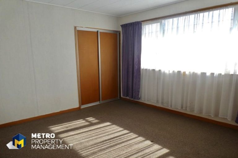 Photo of property in 4 Elwyn Crescent, Green Island, Dunedin, 9018