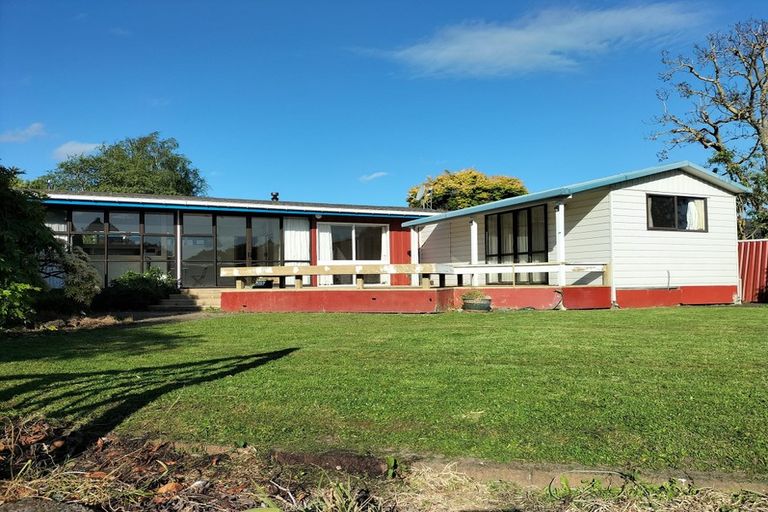Photo of property in 21 Saint Albans Avenue, Hokowhitu, Palmerston North, 4410