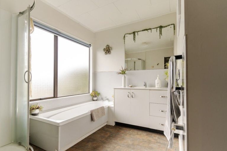 Photo of property in 327 Mahuta Road, Mahuta, Dargaville, 0371