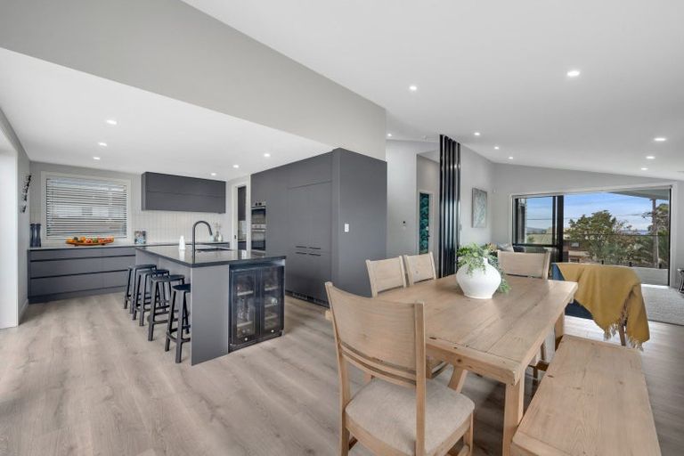 Photo of property in 167 Sandspit Road, Shelly Park, Auckland, 2014