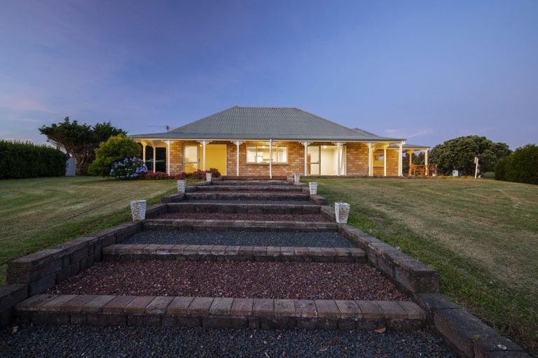 Photo of property in 49 Wharf Road, Clarks Beach, Pukekohe, 2679
