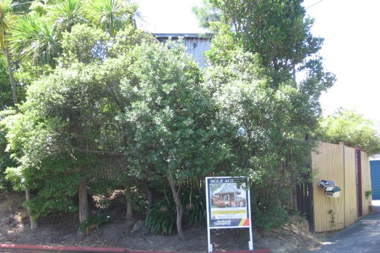 Photo of property in 2/223 Rangatira Road, Beach Haven, Auckland, 0626