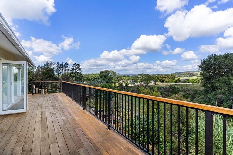 Photo of property in 170 Mullins Road, Ardmore, Papakura, 2582