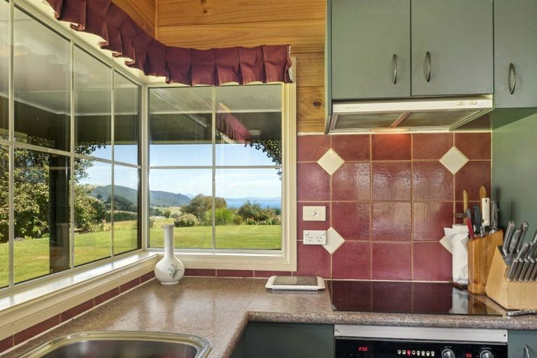 Photo of property in 69 Hitiri Road, Kinloch, Taupo, 3377