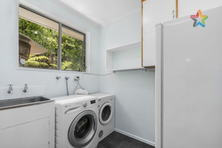 Photo of property in 33 Mission Street, Waterloo, Lower Hutt, 5011