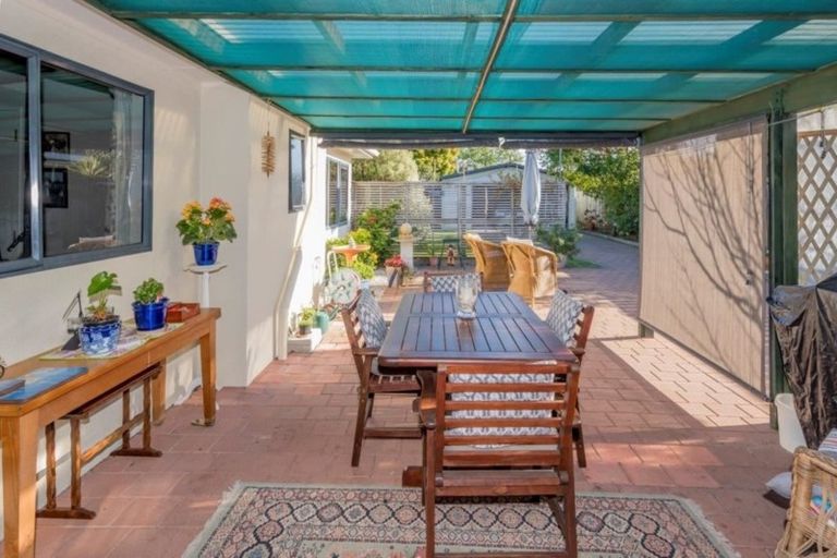 Photo of property in 53 Weggery Drive, Waikanae Beach, Waikanae, 5036