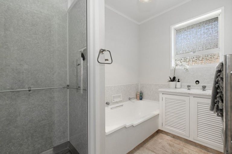 Photo of property in 23 Western Road, Bellevue, Tauranga, 3110