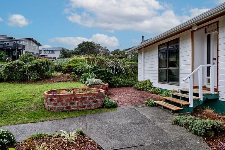 Photo of property in 215 Buckley Road, Southgate, Wellington, 6023