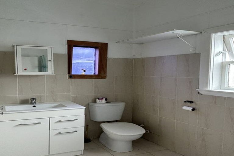 Photo of property in 205 Rintoul Street, Berhampore, Wellington, 6023