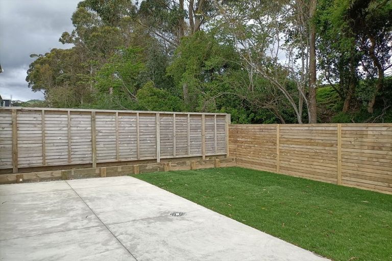 Photo of property in 1 Cartographer Way, Whitby, Porirua, 5024