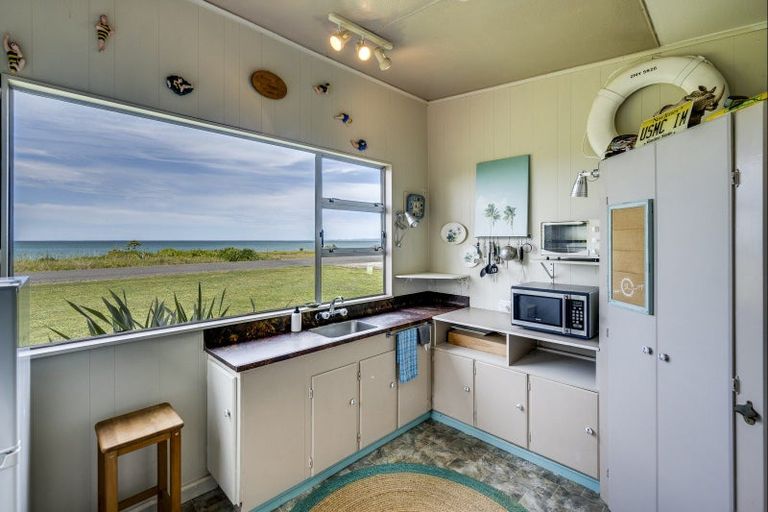 Photo of property in 260 Whirinaki Road, Eskdale, Napier, 4182