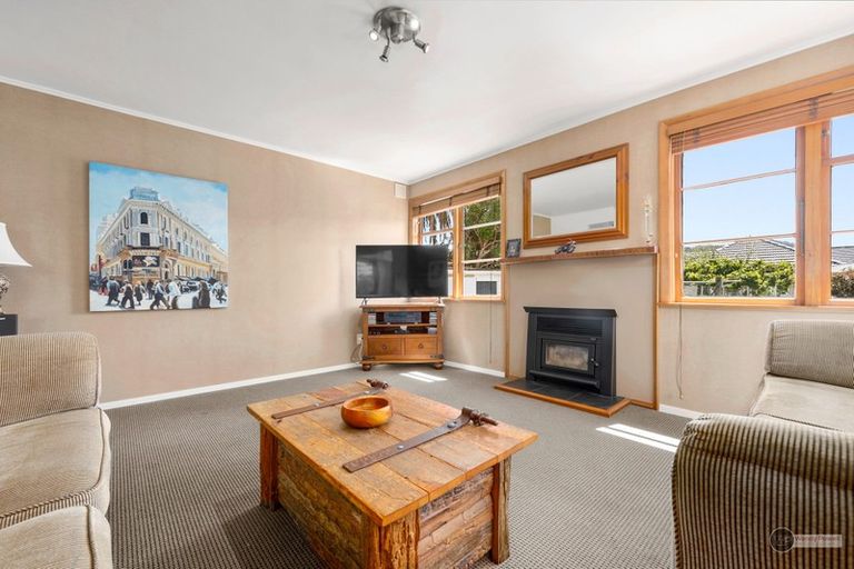 Photo of property in 30 Thackeray Street, Trentham, Upper Hutt, 5018