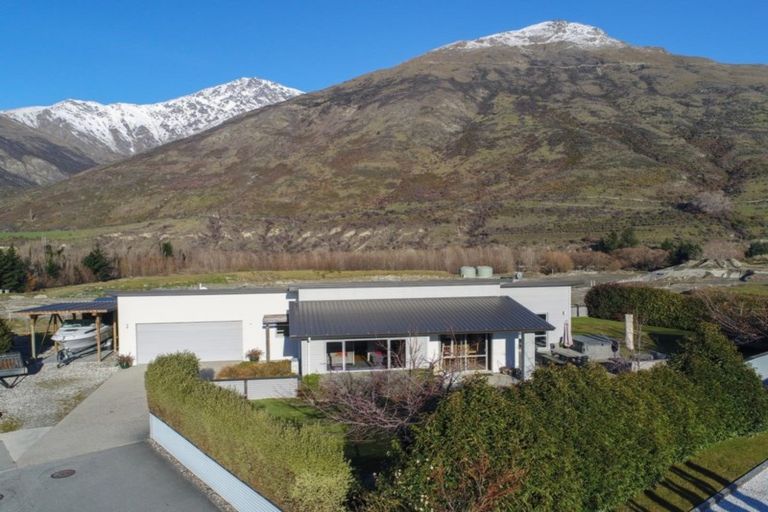 Photo of property in 56 Onslow Road, Lake Hayes, Queenstown, 9304