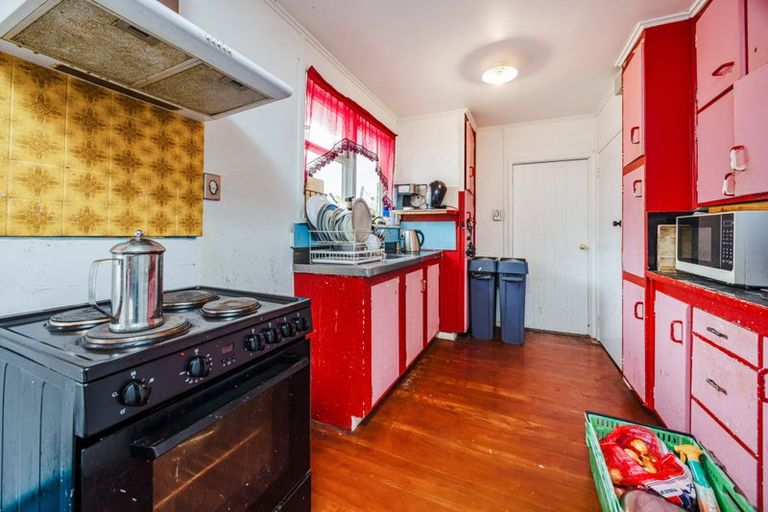 Photo of property in 84 Vine Street, Mangere East, Auckland, 2024