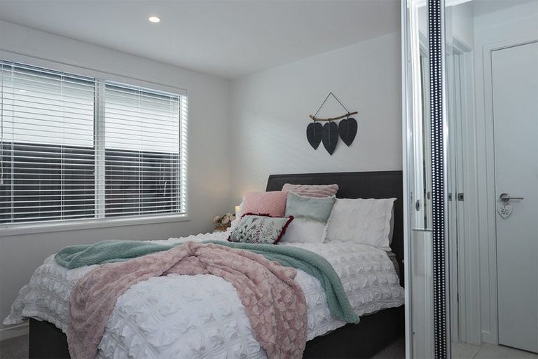 Photo of property in 39a Saint Pauls Drive, Brookfield, Tauranga, 3110