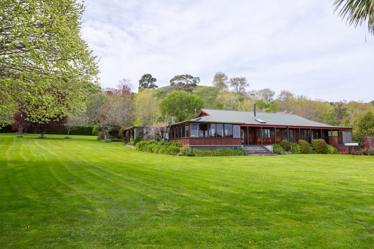 Photo of property in 620 Te Whiti Road, Te Whiti, Masterton, 5884