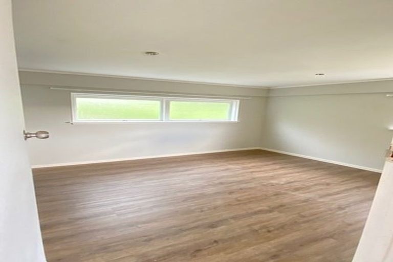 Photo of property in 597 Whangaparaoa Road, Stanmore Bay, Whangaparaoa, 0932