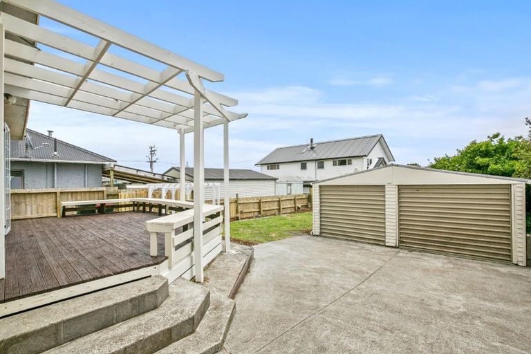 Photo of property in 83 Clemow Road, Fitzroy, New Plymouth, 4312