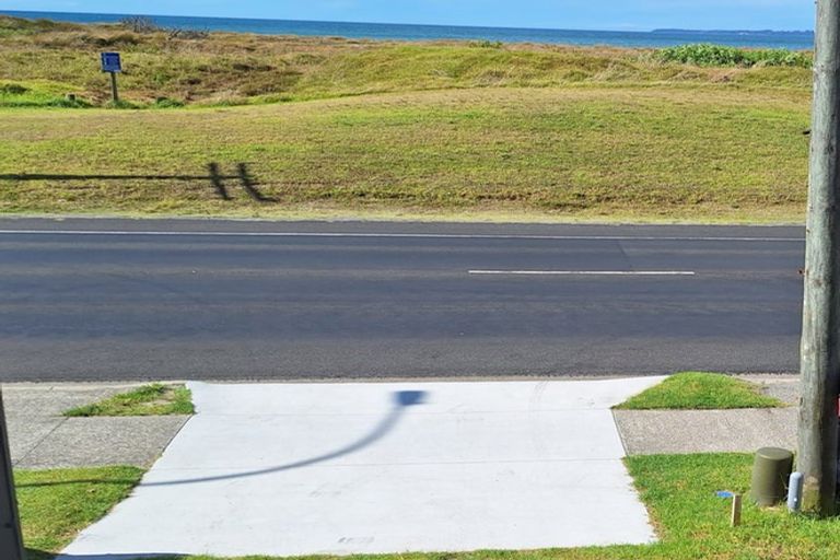Photo of property in 930c Papamoa Beach Road, Papamoa Beach, 3118