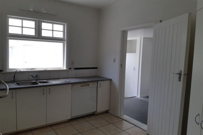 Photo of property in 10 Idris Road, Fendalton, Christchurch, 8052