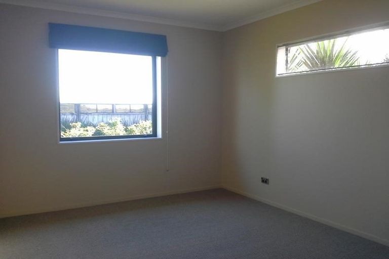 Photo of property in 3 Manuka Place, Whalers Gate, New Plymouth, 4310