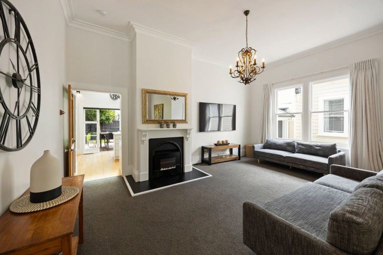 Photo of property in 230 River Road, Claudelands, Hamilton, 3214