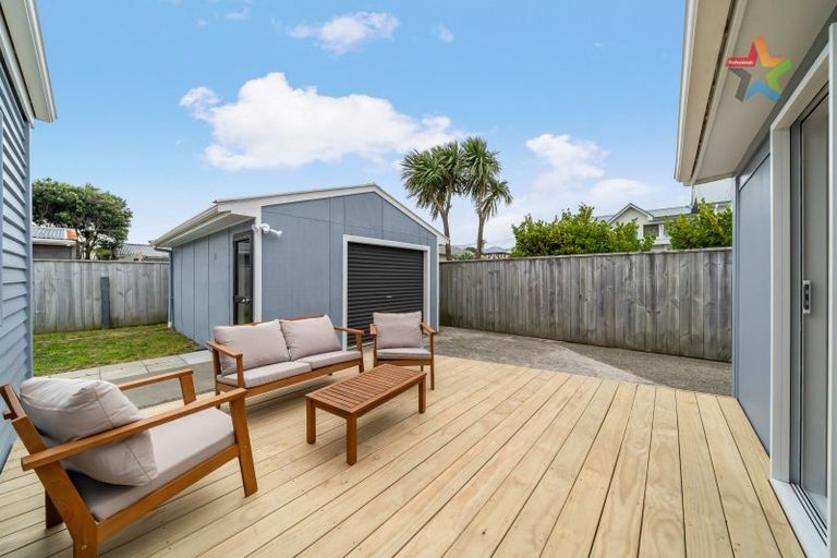 Photo of property in 221 The Esplanade, Petone, Lower Hutt, 5012