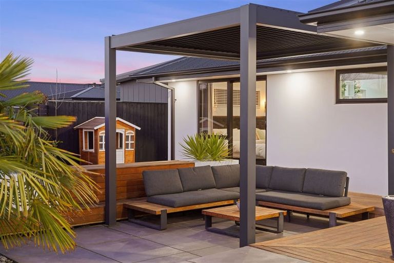 Photo of property in 10 Whitburn Avenue, Halswell, Christchurch, 8025