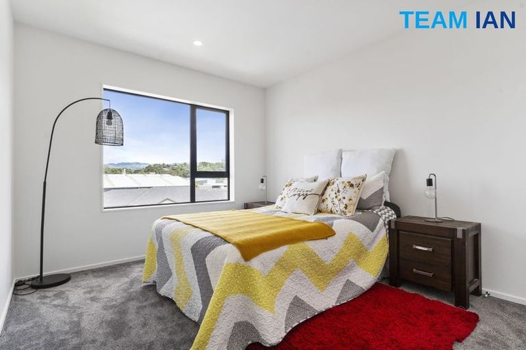 Photo of property in 1/68 Smythe Road, Henderson, Auckland, 0612