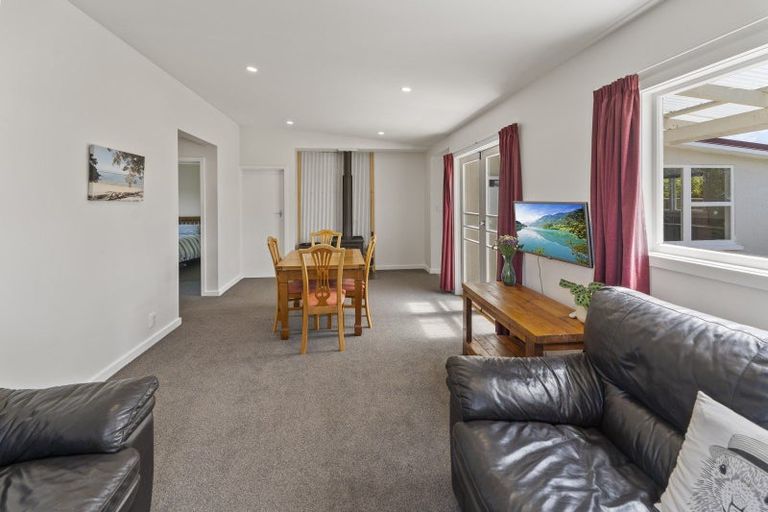 Photo of property in 16 Collins Road, Richmond, 7020