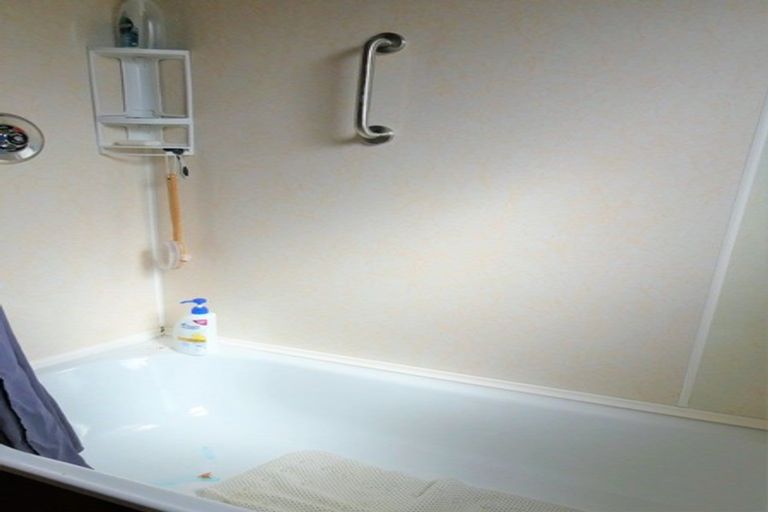 Photo of property in 82 Tasman Street, Karoro, Greymouth, 7805