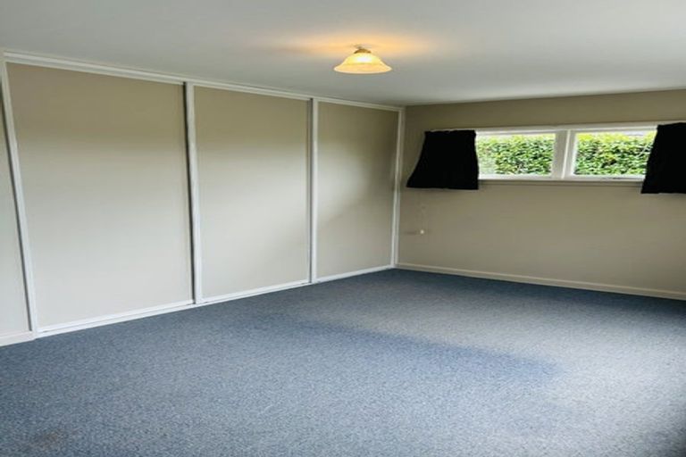Photo of property in 17 Pembroke Street, Avondale, Christchurch, 8061