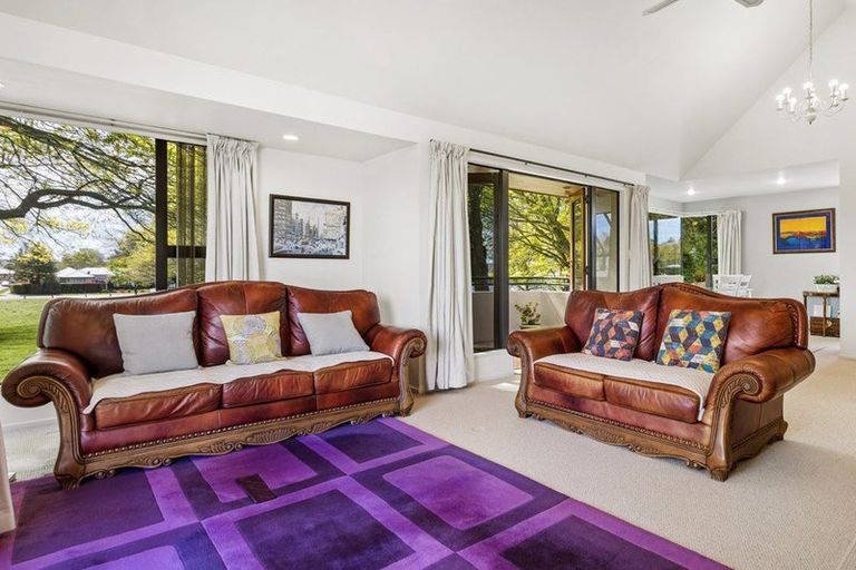 Photo of property in 2/4 Bevington Street, Avonhead, Christchurch, 8042