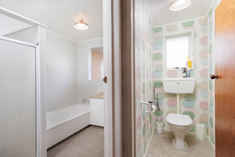 Photo of property in 142 Queen Street, Waimate, 7924