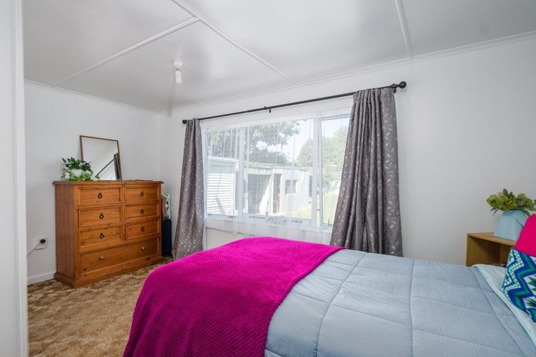 Photo of property in 28 Ormond Road, Whataupoko, Gisborne, 4010