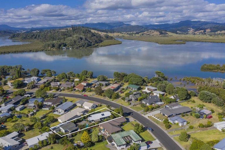 Photo of property in 123 Robinson Road, Whitianga, 3510