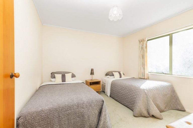 Photo of property in 62a Oxford Street, Tawa, Wellington, 5028