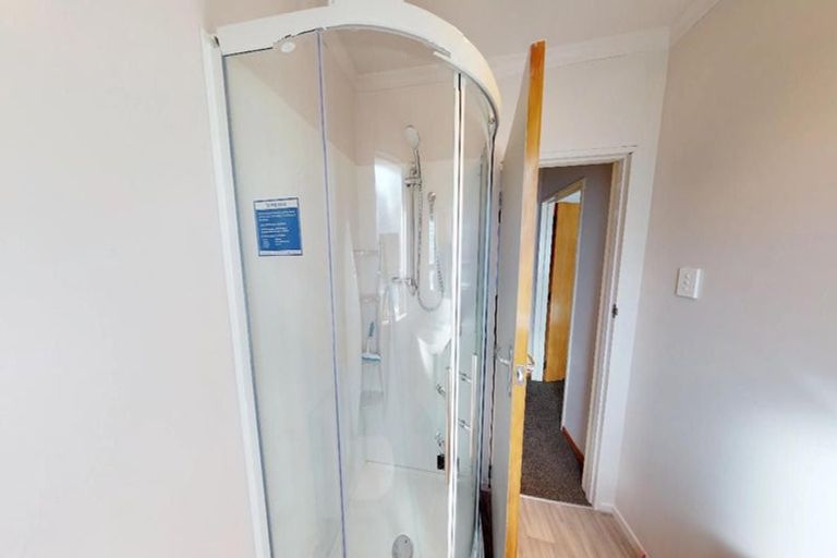 Photo of property in 8 Kiwi Court, Roslyn, Palmerston North, 4414