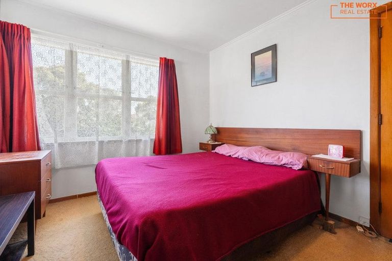 Photo of property in 72 Muir Avenue, Mangere Bridge, Auckland, 2022