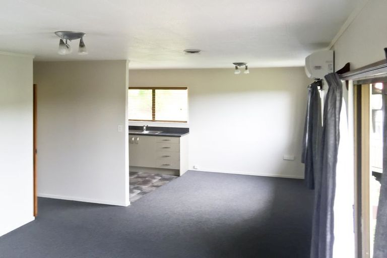 Photo of property in 18 Tikorangi Place, Morningside, Whangarei, 0110
