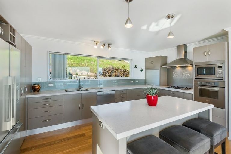 Photo of property in 9 Stoneyridge Close, Mount Pleasant, Christchurch, 8081