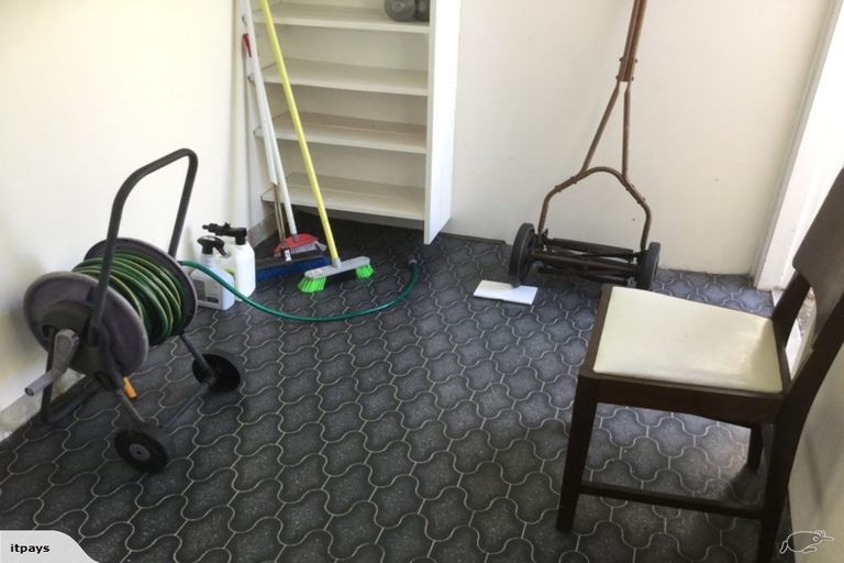 Photo of property in 8 Ruru Crescent, Heretaunga, Upper Hutt, 5018