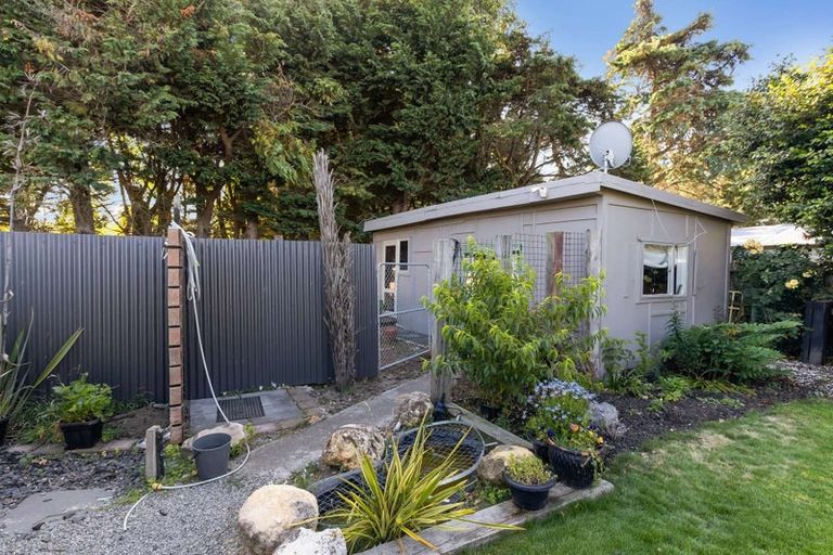 Photo of property in 47 Kings Avenue, Waikuku Beach, 7402