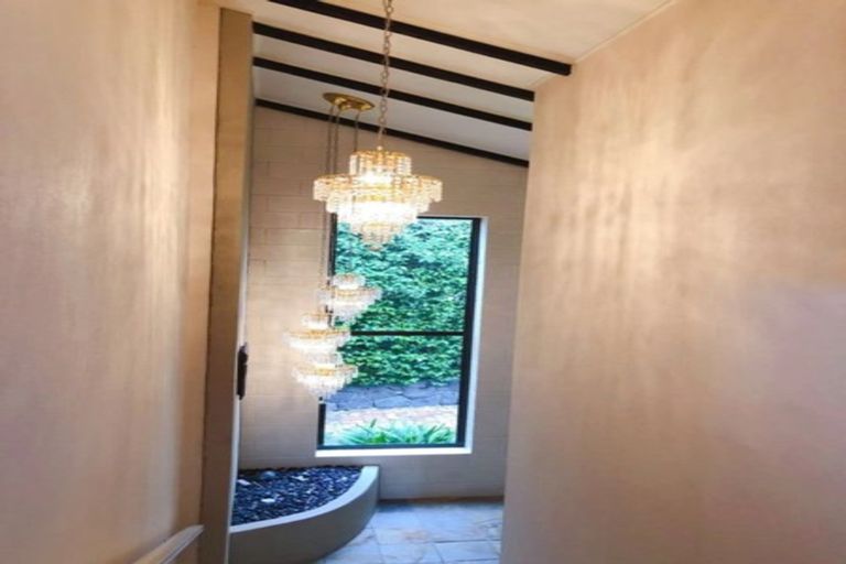 Photo of property in 16 Pounamu Place, Shelly Park, Auckland, 2014