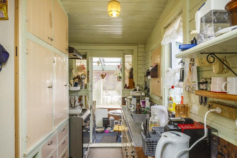 Photo of property in 75 Bryant Street, Takaro, Palmerston North, 4412