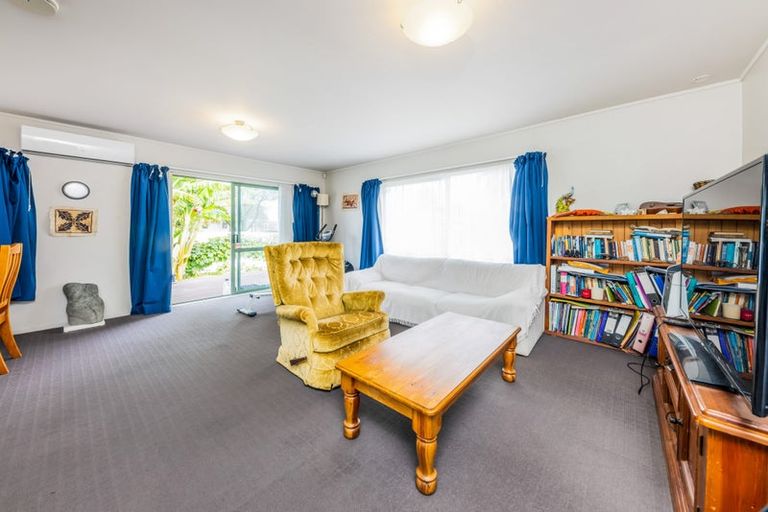 Photo of property in 4a Viola Avenue, Mangere East, Auckland, 2024