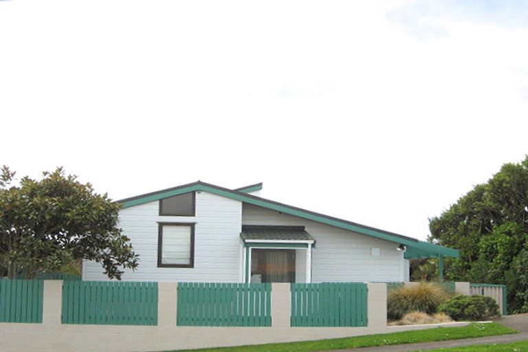 Photo of property in 26 Norwich Avenue, Spotswood, New Plymouth, 4310