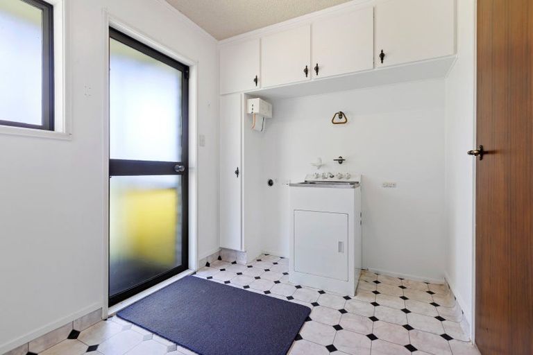 Photo of property in 783 Mangorei Road, Mangorei, New Plymouth, 4371