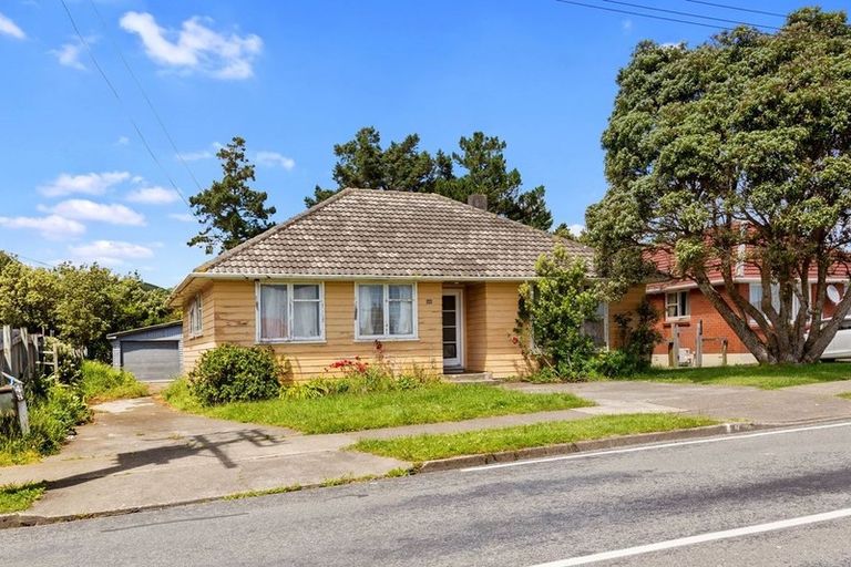 Photo of property in 48 Driver Crescent, Cannons Creek, Porirua, 5024