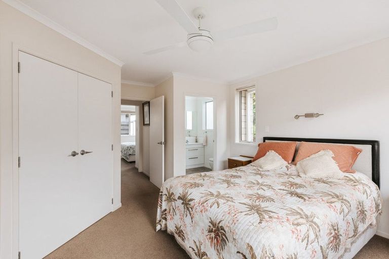 Photo of property in 5 Vista Close, Omokoroa, 3114